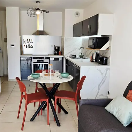 Apartamento Le 84 - Entre Et Lac, Au Calme - Terrasse - Place De Parking Sejouraixlesbains Aix-les-Bains
