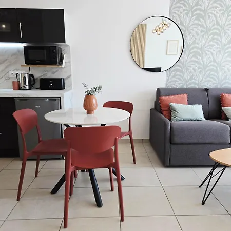 Le 84 - Entre Et Lac, Au Calme - Terrasse - Place De Parking Sejouraixlesbains إيكس ليه با